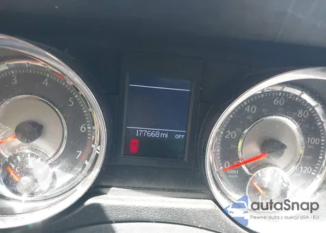 2012 Chrysler Town & Country Touring z USA, uszkodzony, nr VIN 2C4RC1BG0CR306088